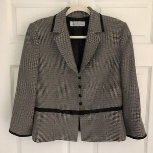 Tahari Blazer